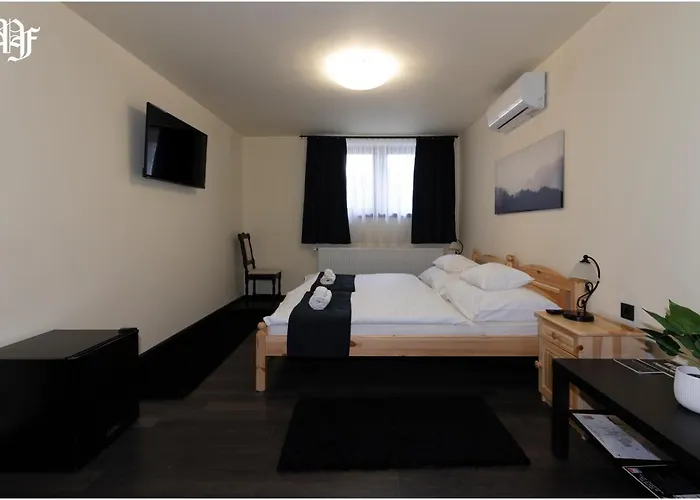 Fogado Oda ve Kahvaltı 3*